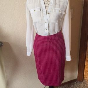 Merona pink skirt